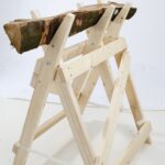 Profi-Sägebockbock - stabile Bauweise -Fichten / Tannen-Holz massiv - fertig montiert - naturbelassen / unbehandelt 100 kg belastbar / Größe H/B/ 1000x650 mm Made in Germany  
